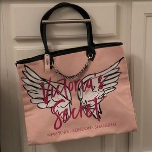 Brand new Victoria’s Secret Tote